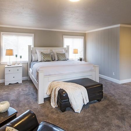 Beach Drive Suites Сисайд Экстерьер фото
